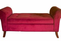arriendo de banqueta o poltrona roja capitoné con baúl para eventos ferias etc.