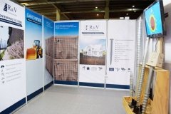 Stand modular 3x3 con grafica adhesiva emplacada en foam