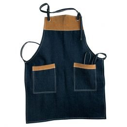 pechera de mezclilla azul con 2 bolsillos, aplicaciones de cuero en pecho y bolsillos cafe claro y costuras blancas