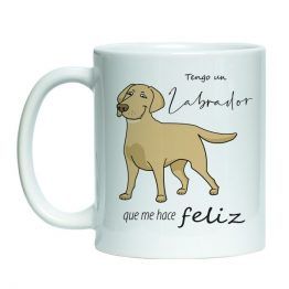 Tazon estampado de ceramica blanco con diseño mascota perro labrador, dibujo de perro labrador con frase "tengo un labrador que me hace feliz"